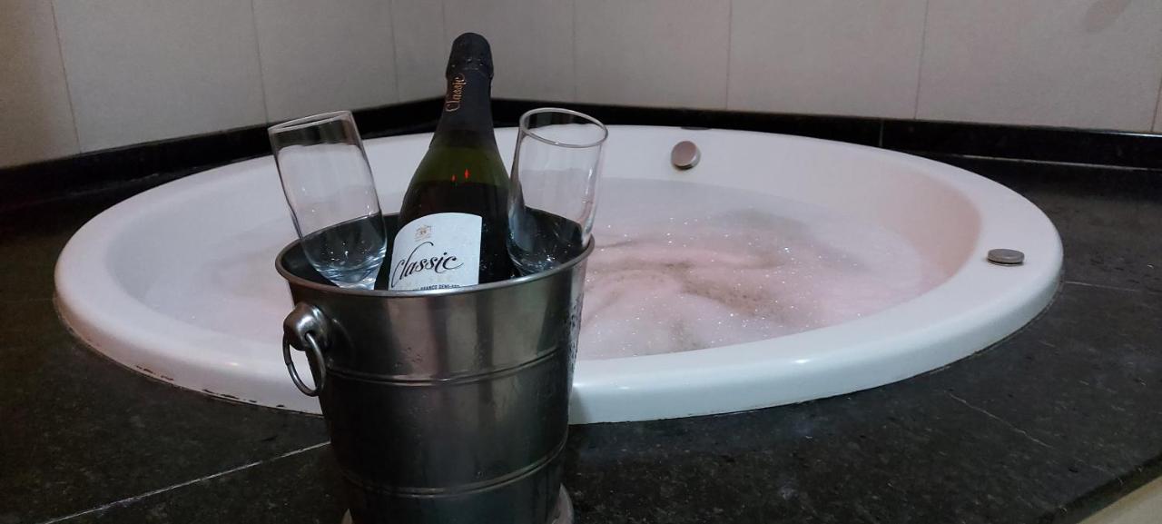 Jacareí Top'S Motel (Adults Only) מראה חיצוני תמונה